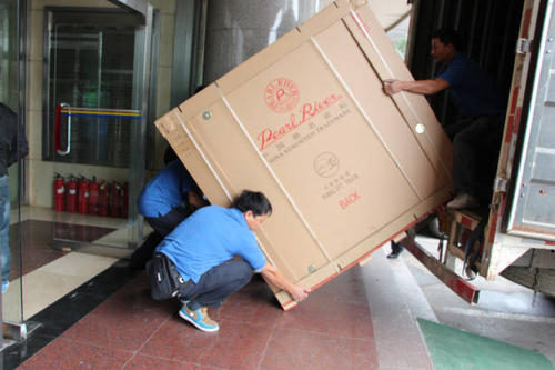眉山钢琴贵重工艺品无忧运